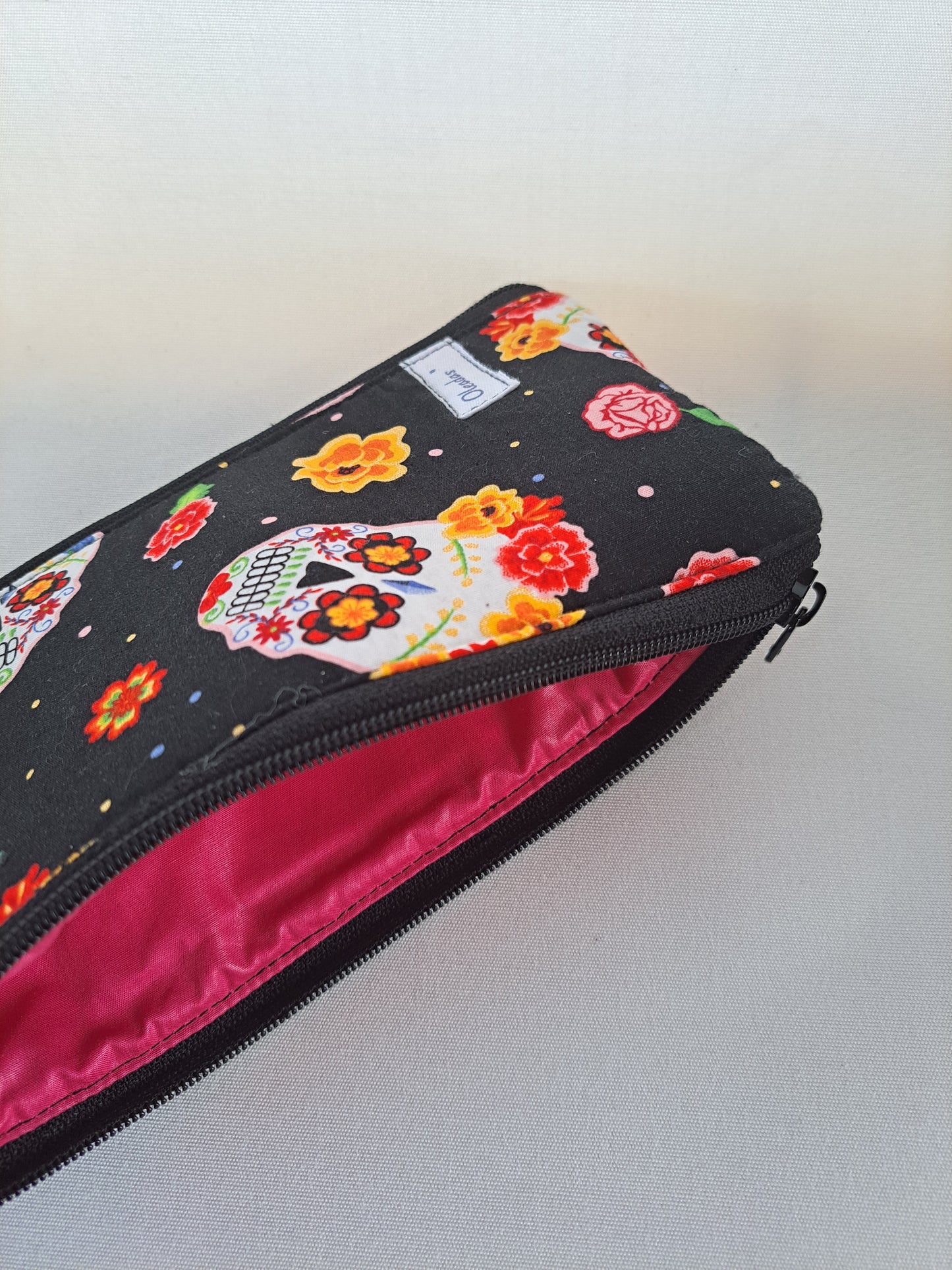 Estuche Oscuridad
